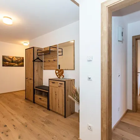 Apartment Stoamat *