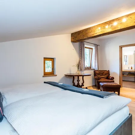 Stoamat Apartment *